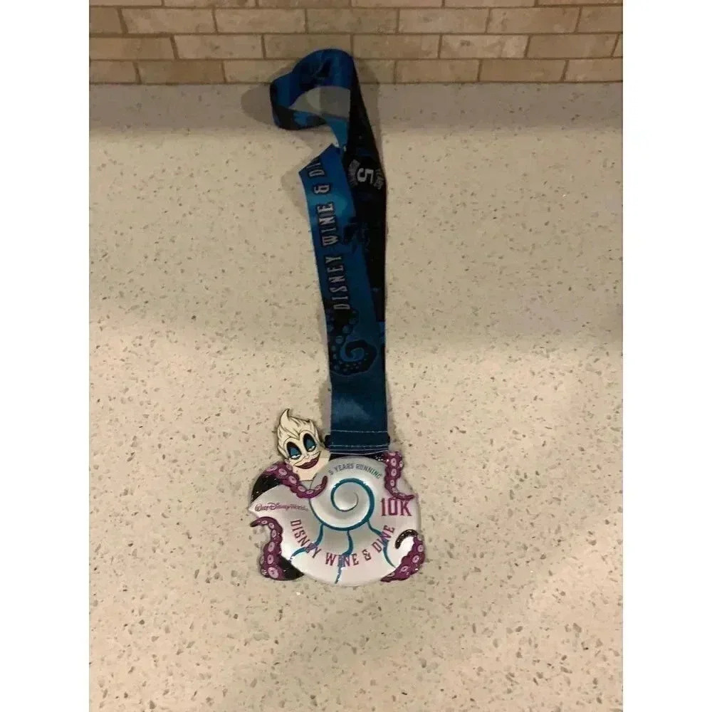 Disney Wine & Dine 10K Medal 2020 Finisher